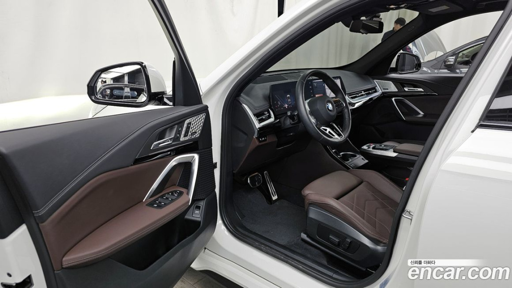 BMW X1 xDrive 20i M Sport, 2024