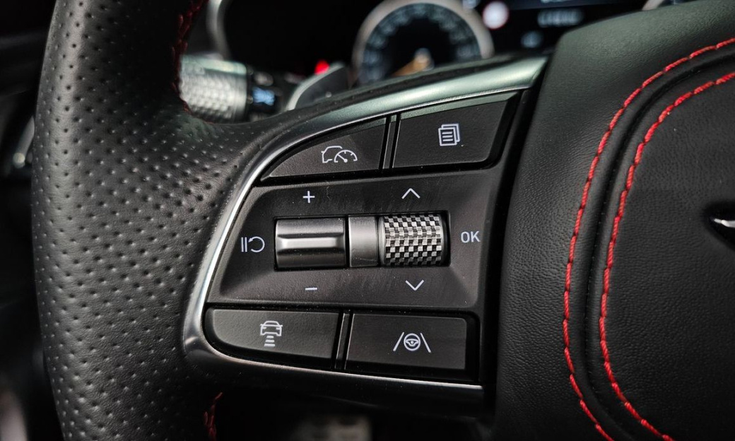 Genesis G70 Gasoline 2.5T 4WD, 2025