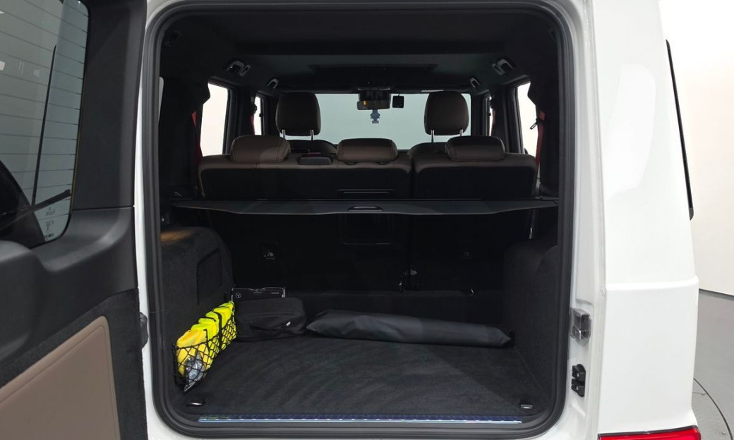 Mercedes-Benz G-Class G400d, 2023