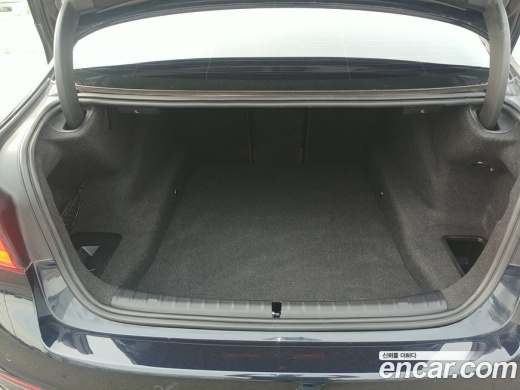 BMW 5-Series 530i M Sport Package Plus, 2019