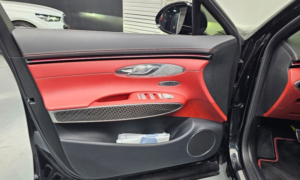 Genesis GV70 2.5T Gasoline 2WD, 2025