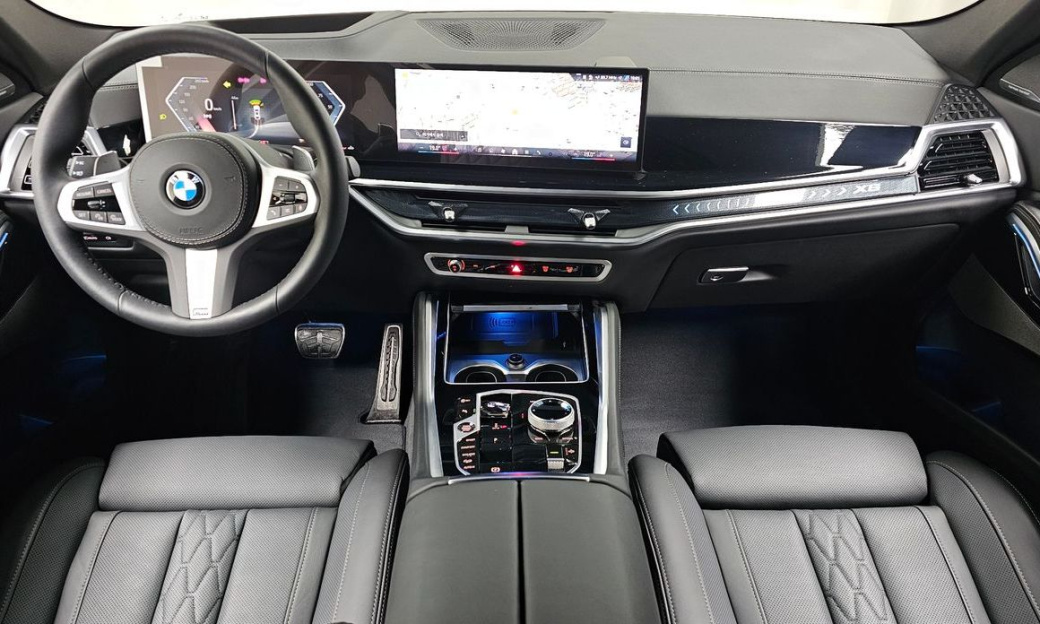BMW X6 xDrive40i M Sport, 2025