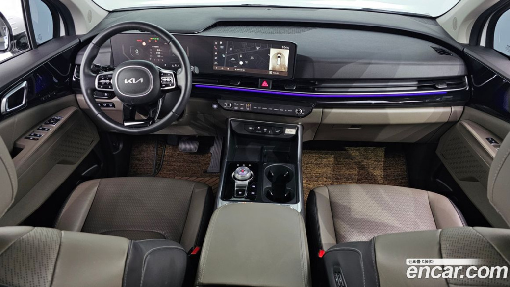 Kia Carnival 9-Seater Signature, 2025