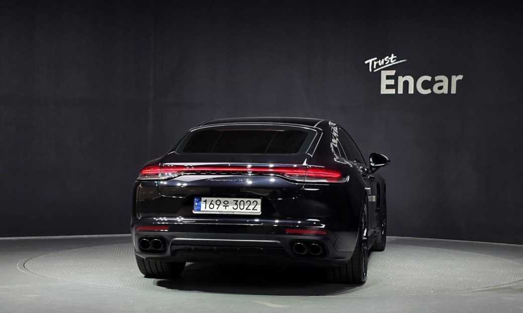 Porsche Panamera 4.0 GTS, 2023