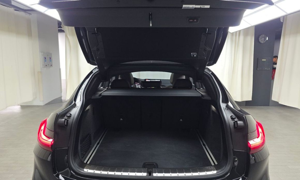 BMW X4 xDrive20i M Sports Pro, 2024