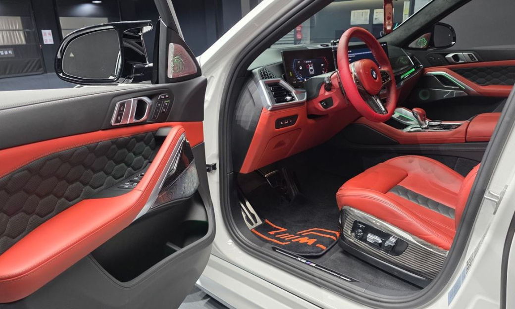 BMW X6M 4.4 Competition, 2024