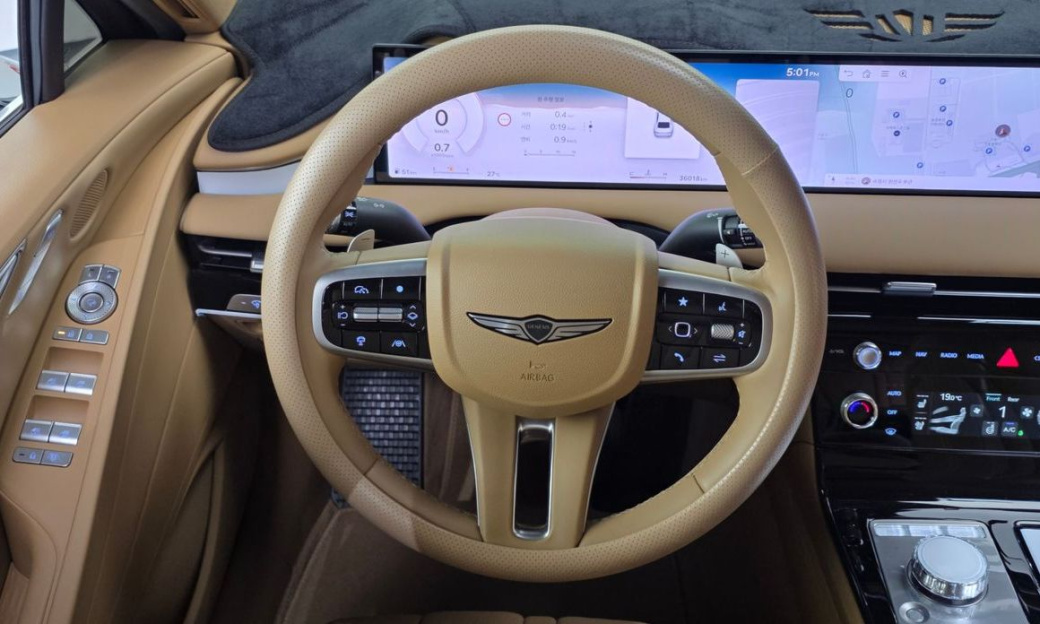 Genesis G80 Gasoline 2.5 Turbo AWD, 2025