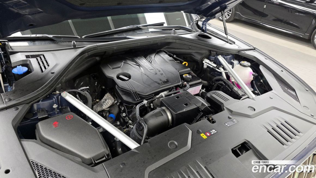 Genesis GV70 2.5T Gasoline AWD, 2025