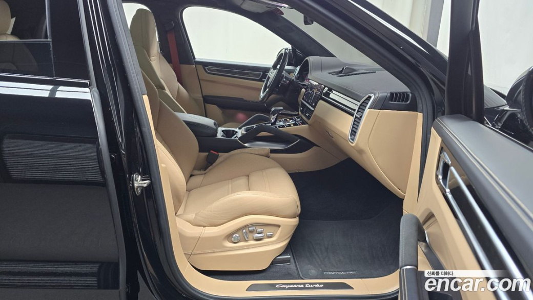 Porsche Cayenne 4.0 Turbo Coupe, 2023