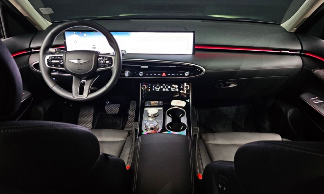 Genesis GV70 2.5T Gasoline AWD, 2025