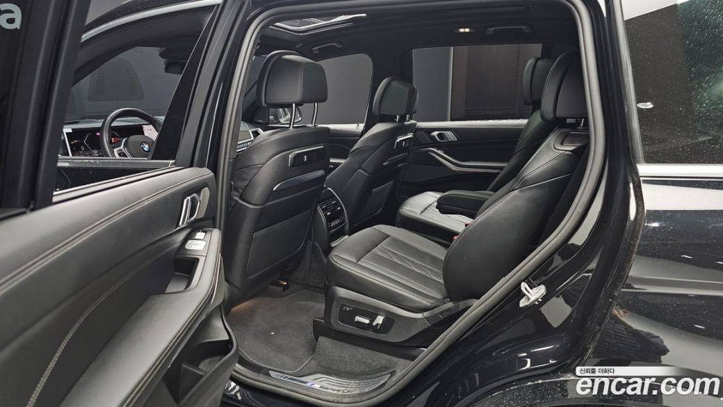 BMW X7 xDrive 40i M Sport 6STR, 2025