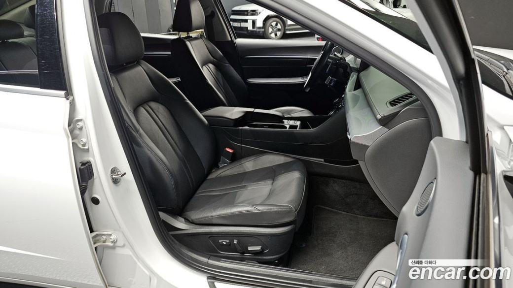 Hyundai Sonata 2.0, 2024