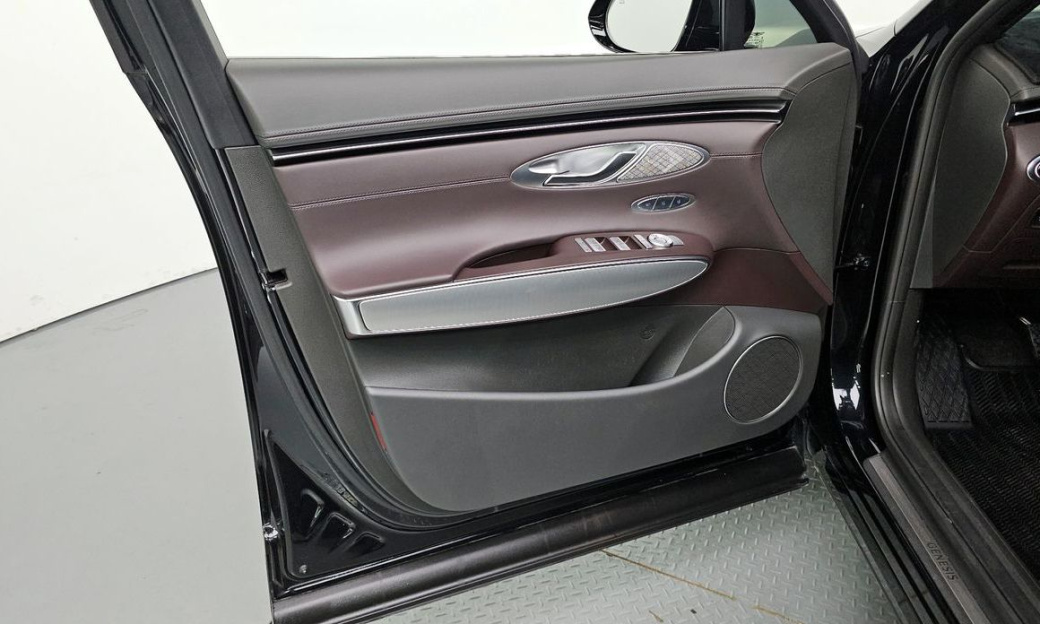 Genesis GV70 2.5T Gasoline 2WD, 2022