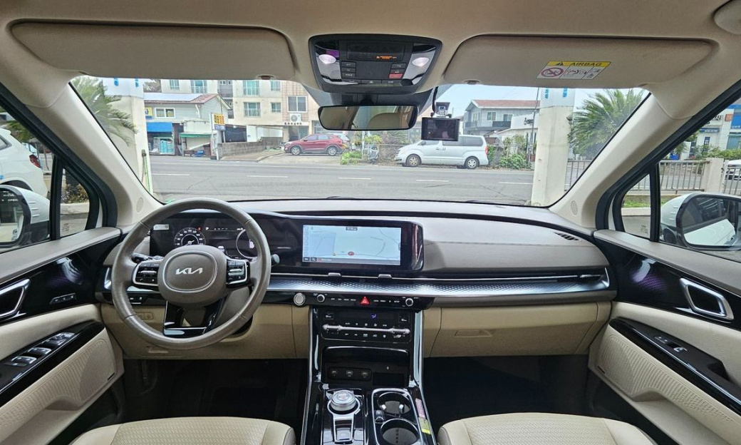Kia Carnival 9-Seater Hi-Limousine, 2022