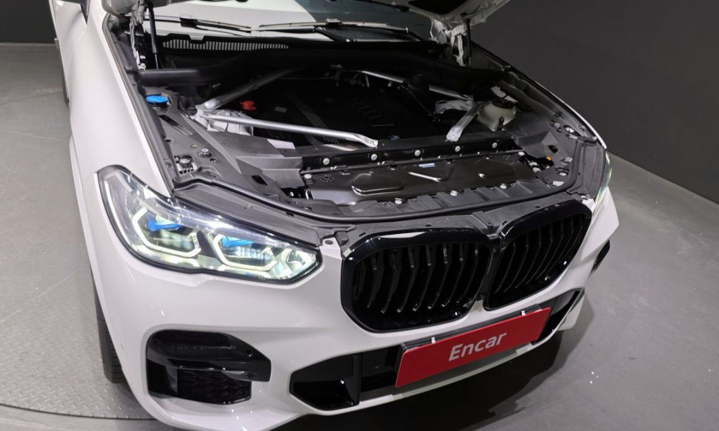 BMW X5 xDrive 40i M Sport, 2023