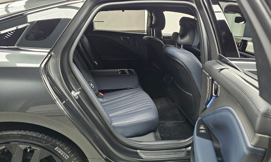 Kia K8 2.5 Gasoline 2WD, 2025