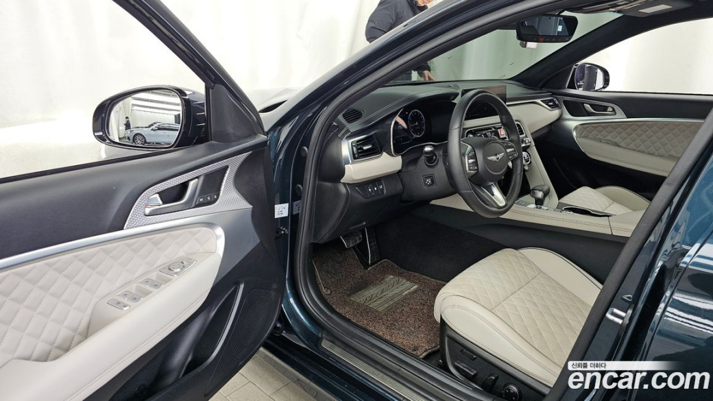 Genesis G70 Gasoline 2.0T 2WD, 2023