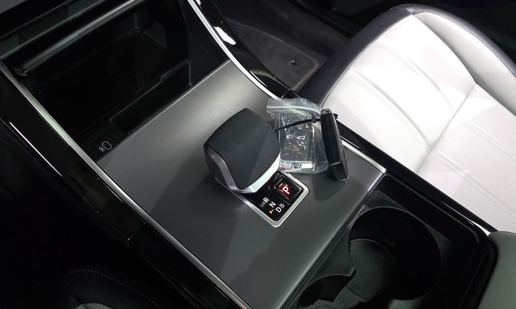 Land Rover Range Rover Evoque P250 Dynamic SE, 2024