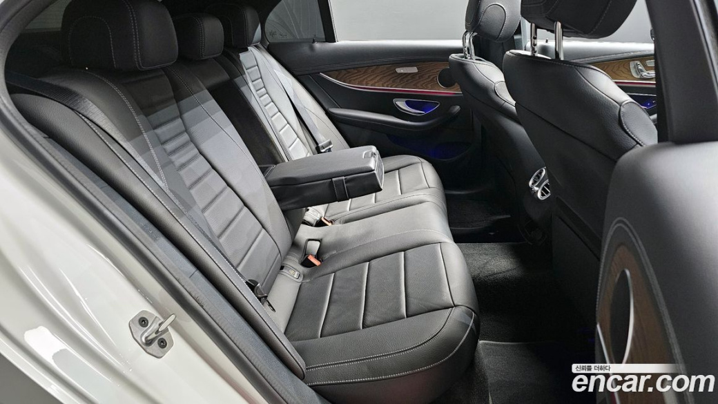 Mercedes-Benz E-Class E250 Exclusive, 2023