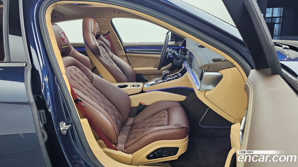 Porsche Panamera 4.0 GTS, 2022