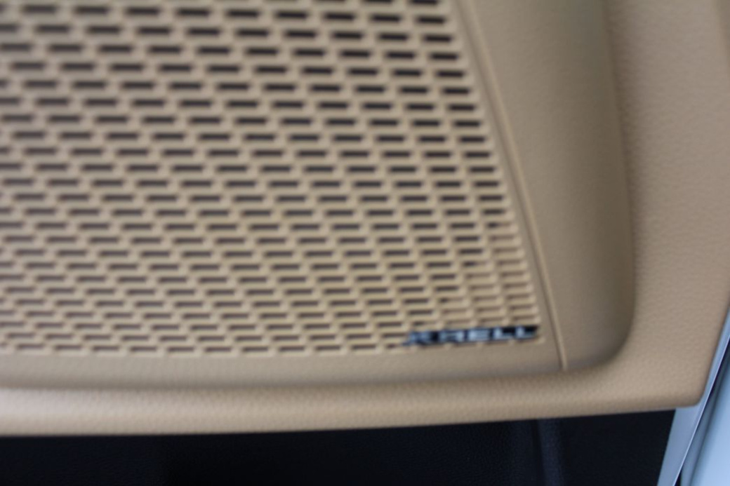 Kia Carnival 9-Seater Signature, 2023