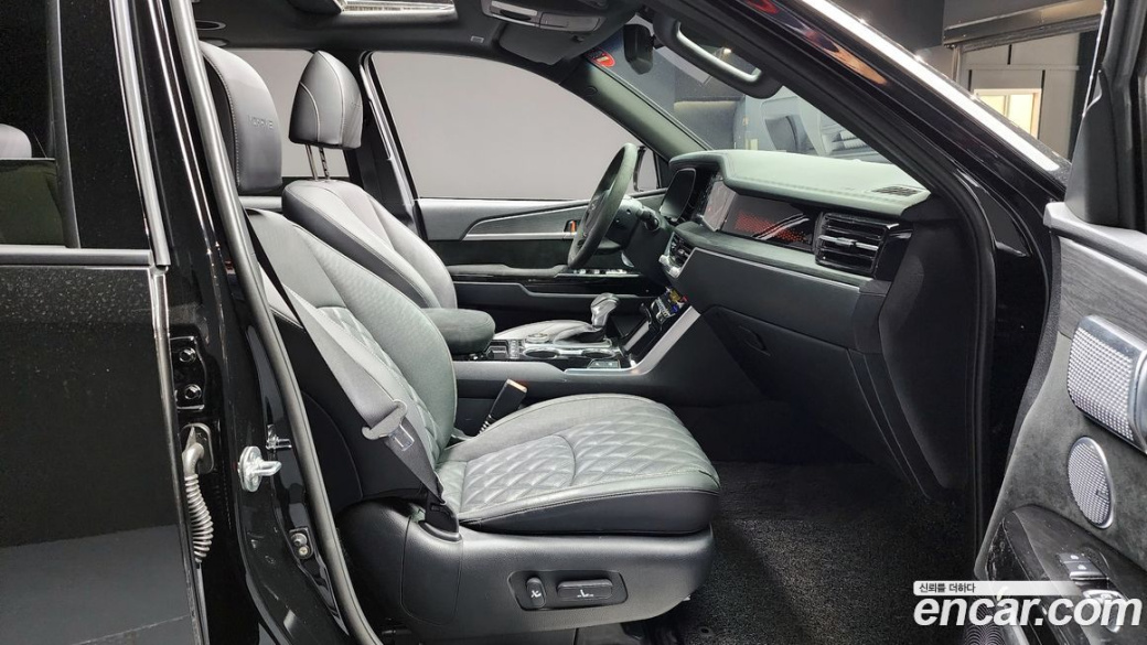Kia Mohave Diesel 3.0 4WD 7-Seater, 2022