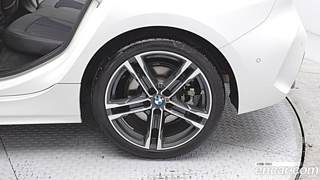 BMW 1-Series 120i M Sports, 2023