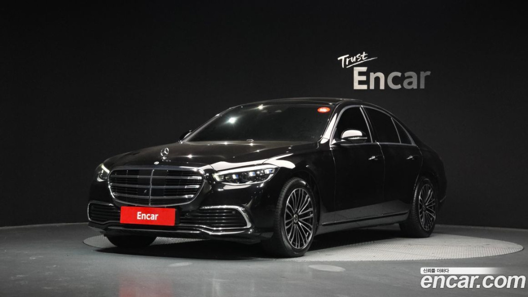 Mercedes-Benz S-Class S350 d 4MATIC, 2025