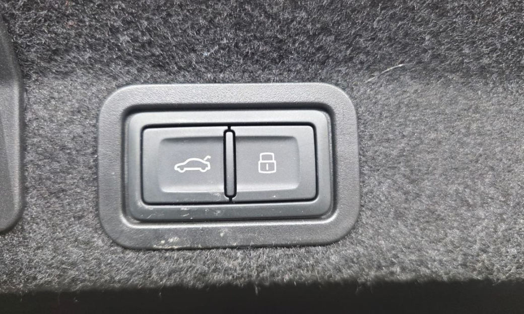 Audi A6 45 TFSI Premium, 2024