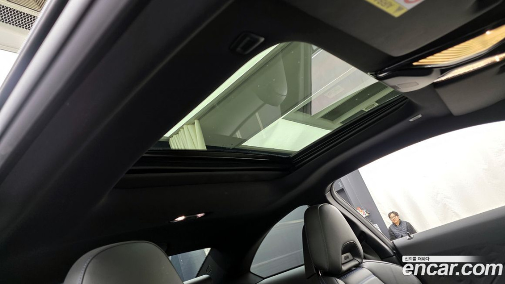 BMW 2-Series M240i xDrive Coupe, 2023