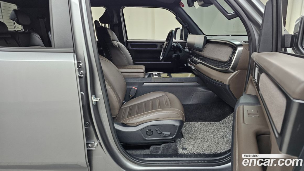Kia Tasman 2.5T Gasoline 4WD, 2026