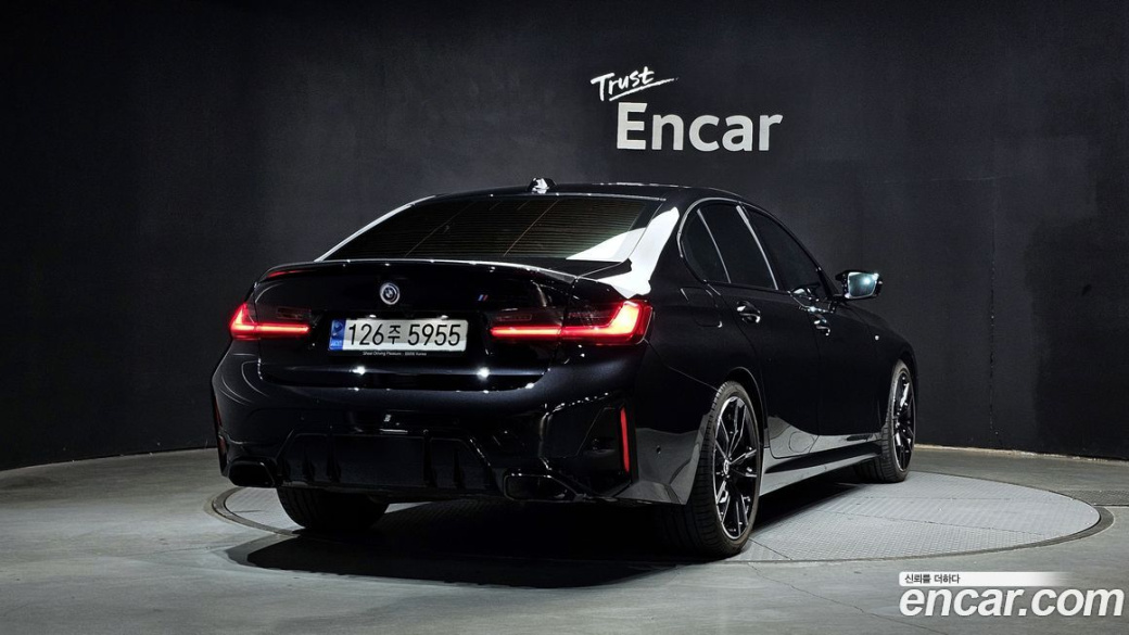 BMW 3-Series M340i, 2023