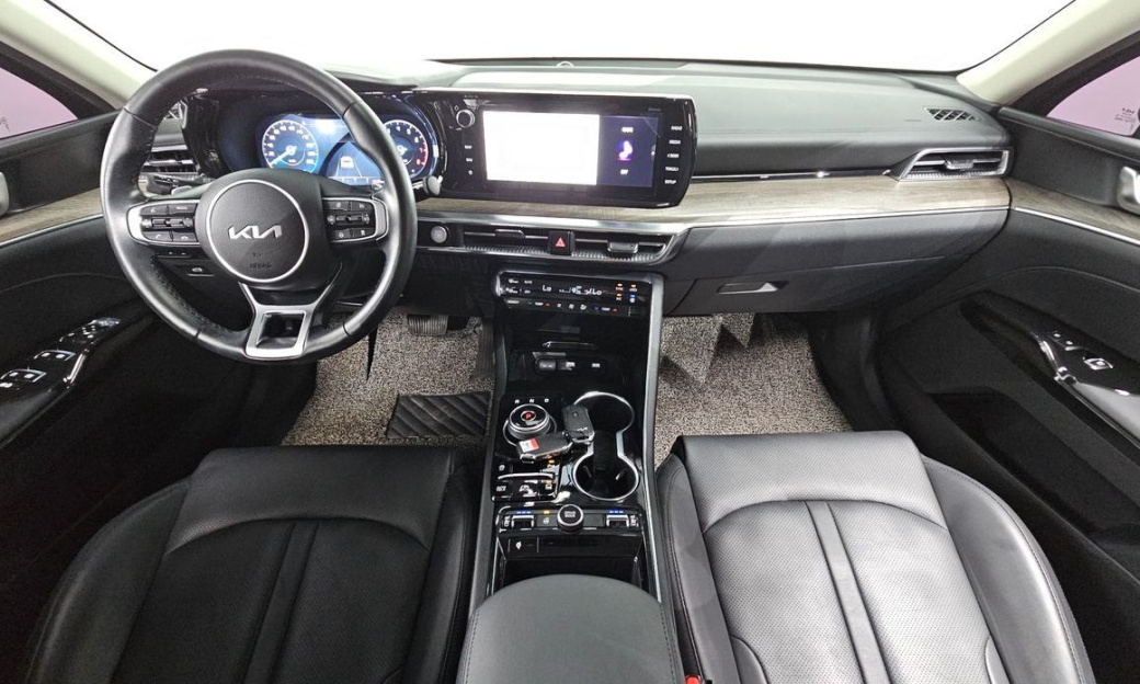 Kia K5 2.0, 2022