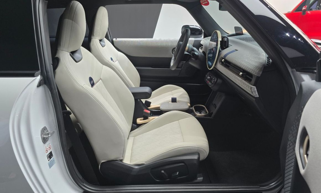 Mini Cooper Favoured, 2025