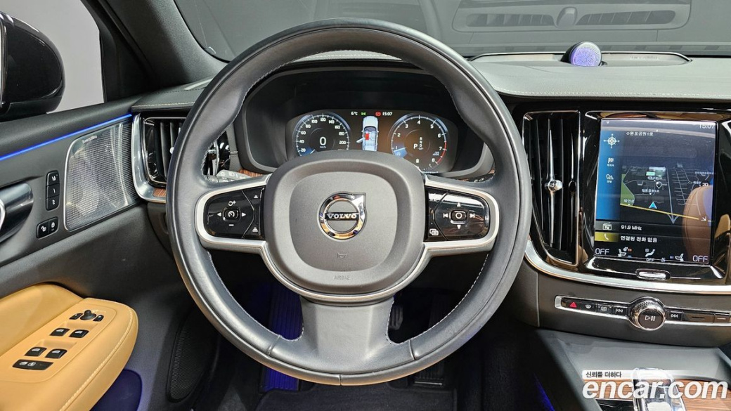 Volvo S60 B5 Inscription, 2022