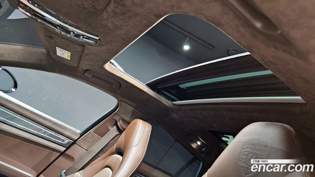 Porsche Panamera 4.0 Turbo S, 2021
