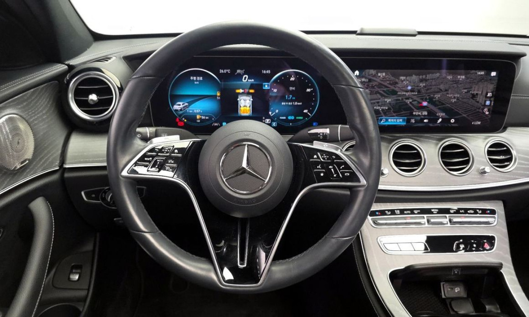 Mercedes-Benz E-Class E350 4MATIC Avantgarde, 2022