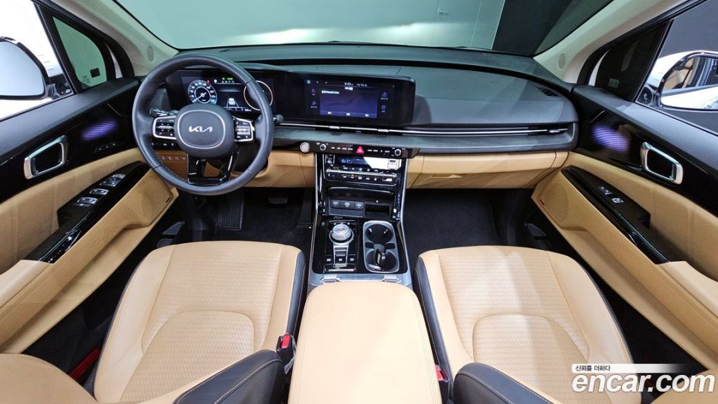 Kia Carnival 7-Seater Signature, 2023