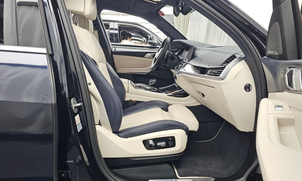 BMW X7 M50i 6STR, 2022