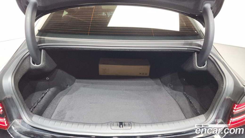 Genesis G80 Gasoline 2.5 Turbo AWD, 2026