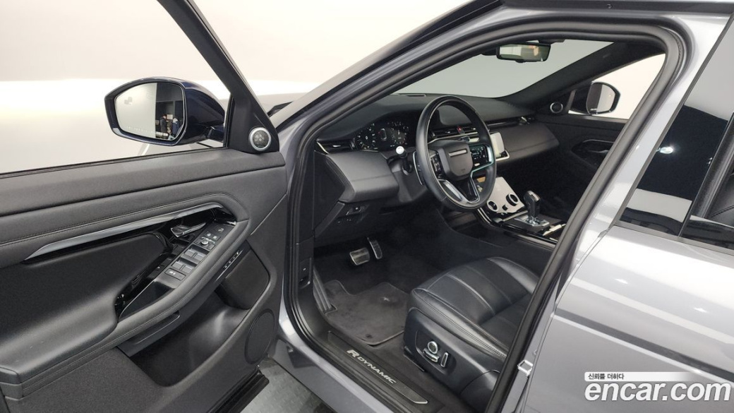Land Rover Range Rover Evoque P250 R-Dynamic SE, 2021