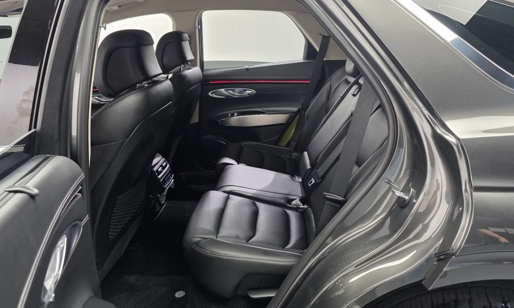 Genesis GV70 2.5T Gasoline AWD, 2025