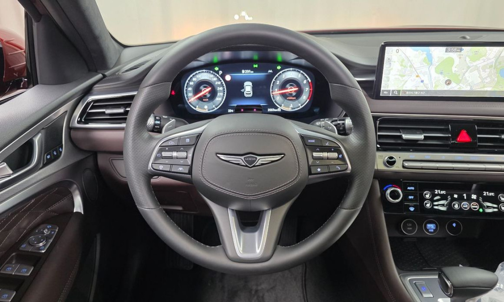 Genesis G70 Gasoline 2.5T 4WD, 2025