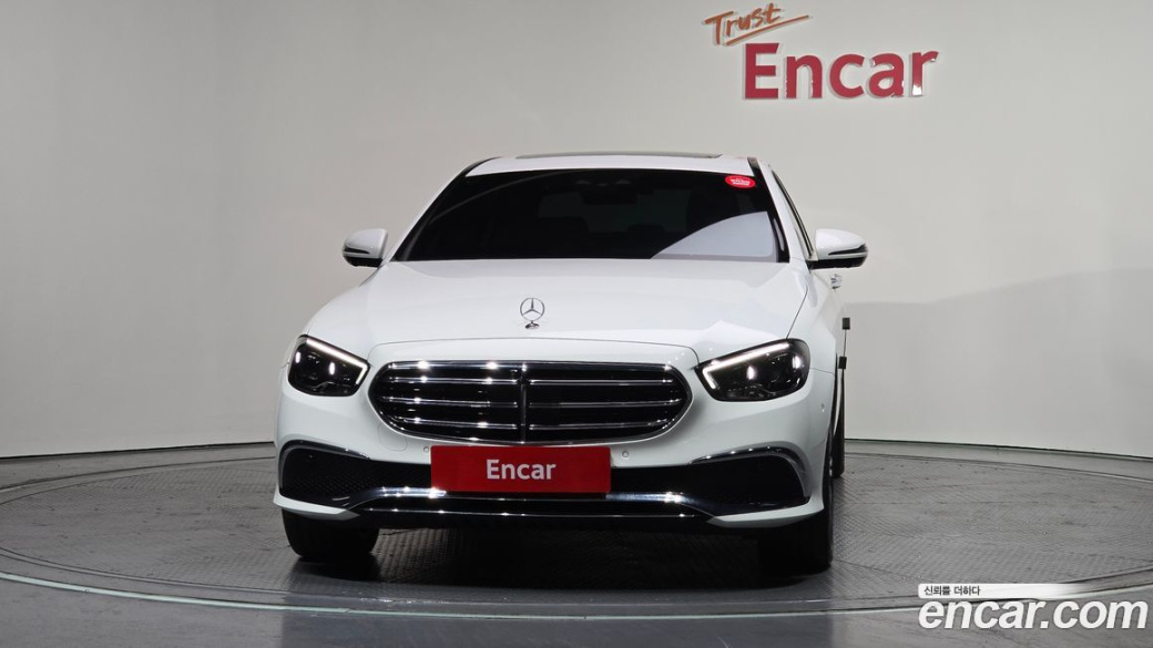 Mercedes-Benz E-Class E350 4MATIC Exclusive, 2023