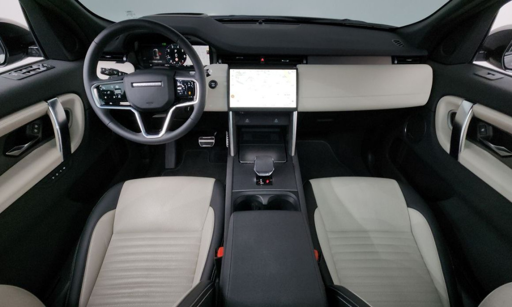 Land Rover Discovery Sport P250 Dynamic SE, 2025