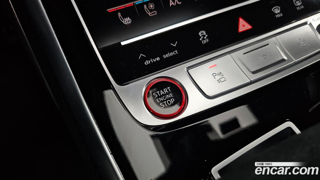 Audi RSQ8 4.0 TFSI Quattro Performance, 2025