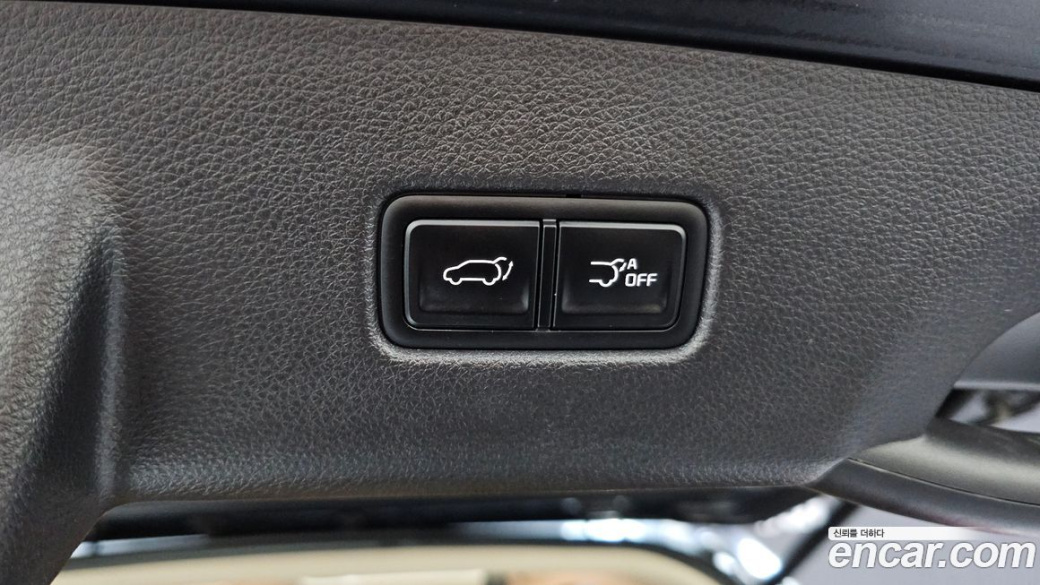 Kia Carnival 7-Seater Signature, 2022