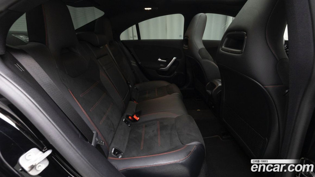 Mercedes-Benz CLA-Class CLA250 4MATIC, 2025