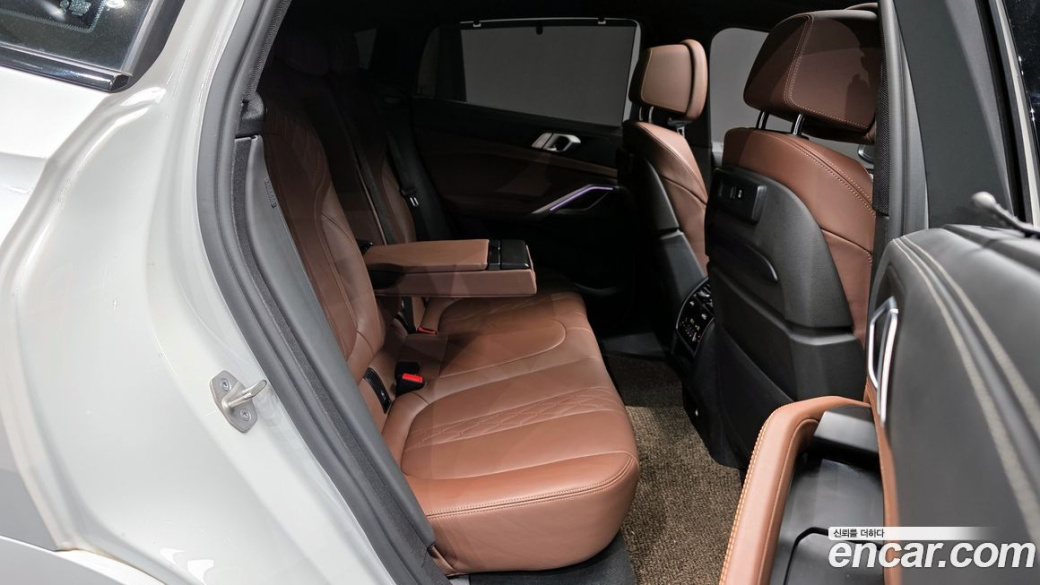 BMW X6 xDrive40i M Sport, 2022
