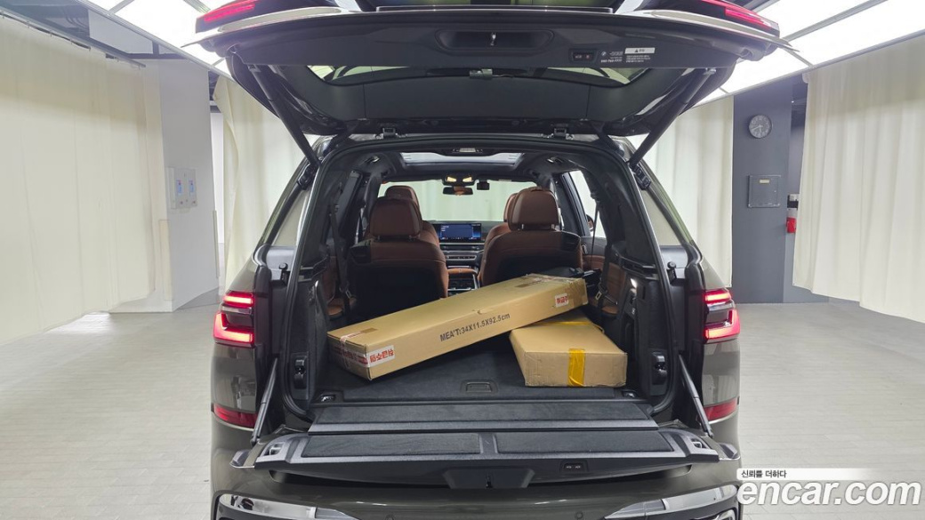 BMW X7 xDrive 40i M Sport 6STR, 2025